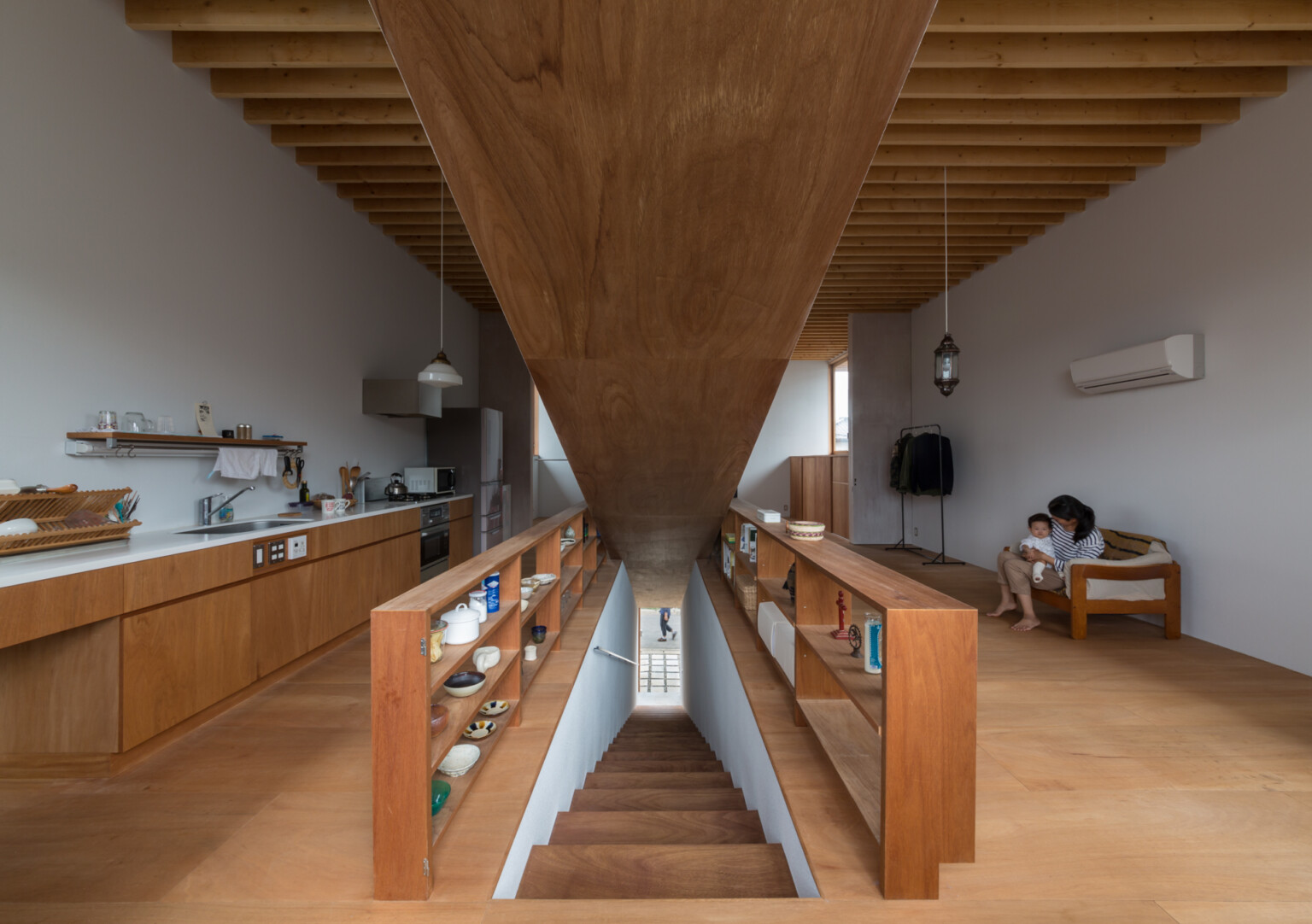Row House in Ageo | Go Hasegawa and Associates